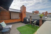 Urban Downtown Roanoke Loft w/ Private Hot Tub - Apartments