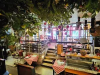 Hotel Edel Weiss Отели рядом с достопримечательностью «Арена ÖVB»