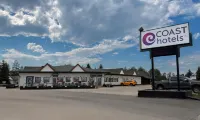 Coast Whitecourt Hotel - parking