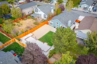 Modern Western Retreat Pet Friendly 4 bed 2 bath - Guest houses