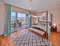 Ephesus Suites - Bed and Breakfasts