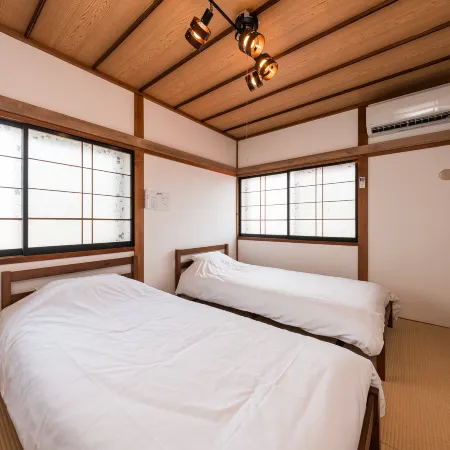 Shinoda Base