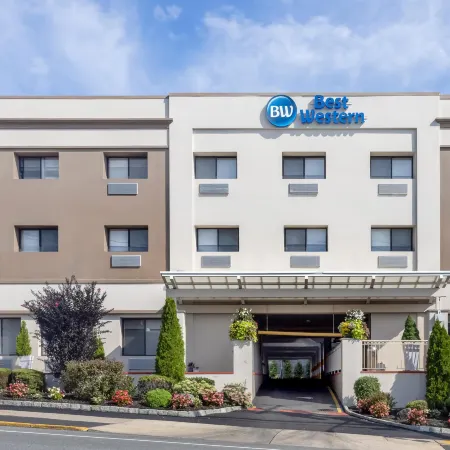 Best Western Roslyn-Long Island Hotel