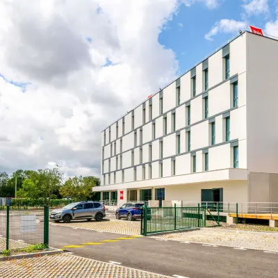 ibis Bordeaux Nord Carbon Blanc Hotel in zona Porta Cailhau