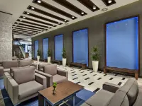 Hilton Garden Inn Izmir Bayrakli Hotels near Port Authority