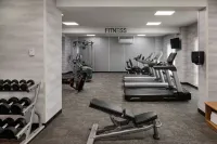 基洛納萬楓飯店及套房 - 健身房