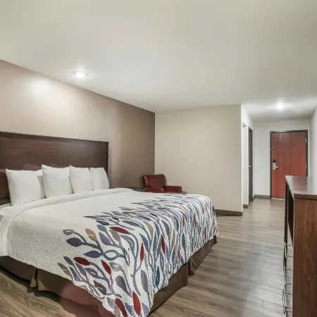 Red Roof Inn & Suites Lake Charles