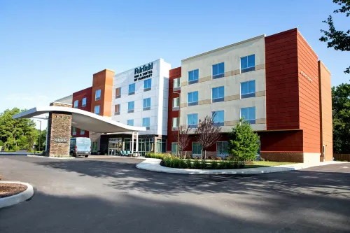 Fairfield Inn & Suites Richmond Airport - 3 stjerner