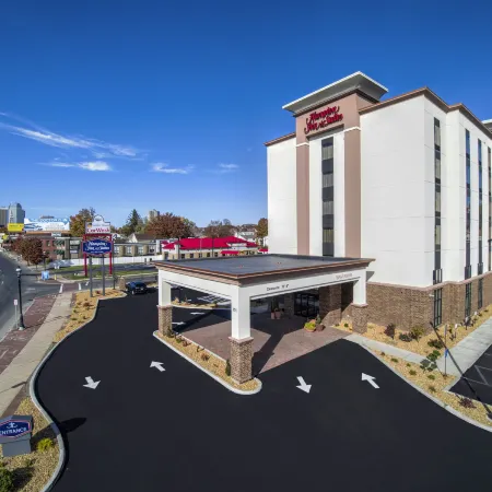 Hampton Inn & Suites Springfield Downtown