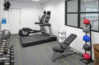 Courtyard Stamford Downtown - Gym