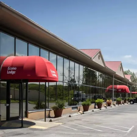 Greeneville Inn and Suites