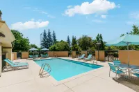 Hampton Inn & Suites by Hilton West Sacramento - Pools