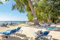 Savannah Beach Club Hotel & Spa - Beach resorts