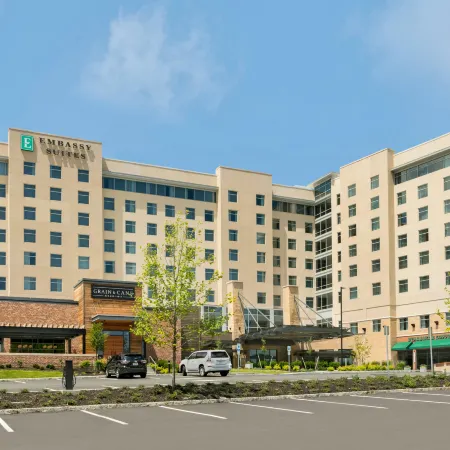 Embassy Suites by Hilton Berkeley Heights