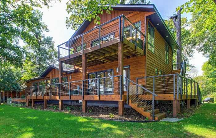 Short Drive to Itasca State Park - Waterfront Home