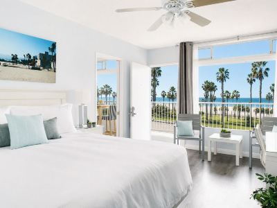 Bayside Hotel