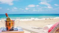 ラ・プエスタ - ビーチサイド