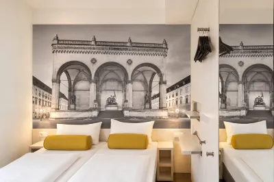 Super 8 by Wyndham Munich City North Hotels in Schwabing-Freimann