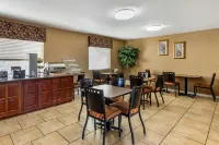 Quality Inn Russellville I-40