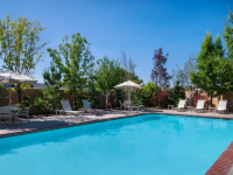 Best Western Plus Olympic Inn Hotels in Klamath County