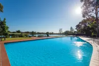Oaks Cypress Lakes Resort - Pool