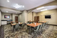 Comfort Suites Near Texas State University - Breakfast