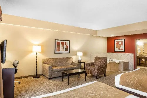 Comfort Suites Charleston West Ashley - parking