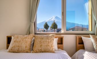 Fuji Viewest Villa Rakuwa - Housity