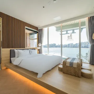 Busan Gwangalli Hotel the Hommme