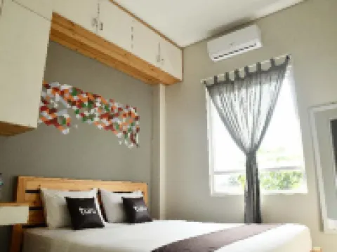 Tuju WK Homes Syariah Hotels near Ragunan Zoo