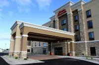 Hampton Inn & Suites Grand Forks