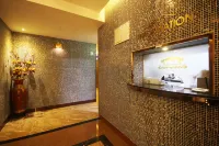 Geojedo Gohyeon Pharaoh Hotel