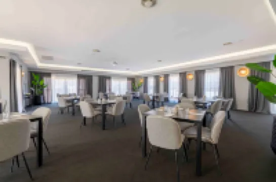 Best Western Plus Ambassador Orange