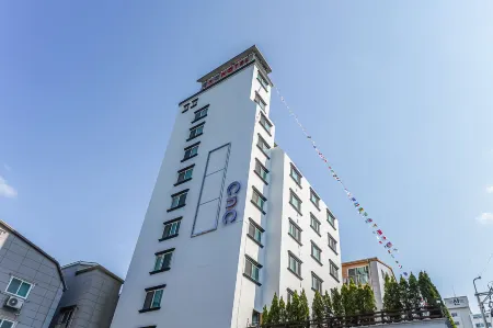 CNC Hotel