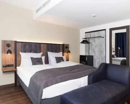 Holiday Inn - the niu, SADDLE FÜRTH by IHG Hotels in Furth