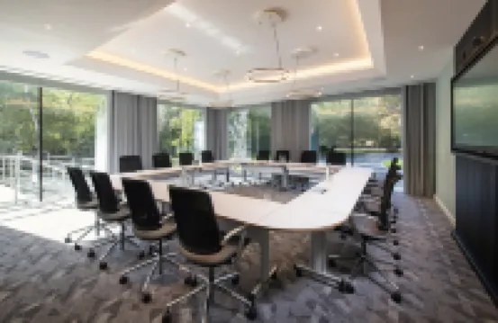 Holiday Inn LONDON - SHEPPERTON by IHG