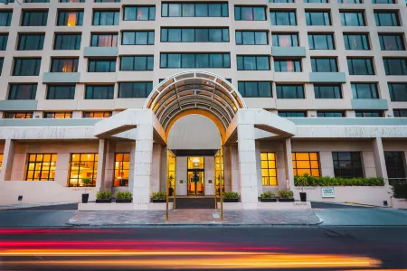 View Melbourne Отели рядом с достопримечательностью «Мидл Парк Бич»