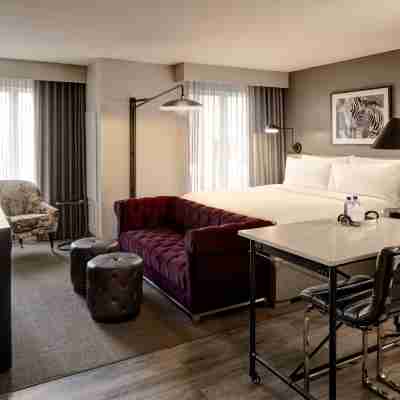 Archer Hotel Boston/Burlington Rooms