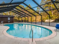 Red Roof Inn & Suites Pensacola East - Milton Hotels in Santa Rosa County