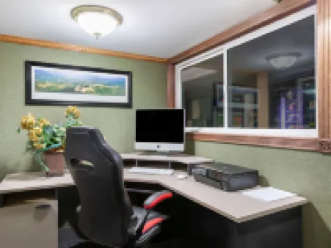 Howard Johnson by Wyndham Gillette Hoteles en Gillette