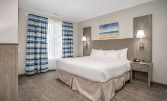 Lighthouse Suites - Best Western Signature Collection
