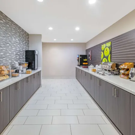 La Quinta Inn & Suites by Wyndham Weatherford OK