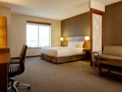 ไฮแอท เพลส มาร์ลโบโรห์/เอเป็กซ์ เซ็นเตอร์ โรงแรมในมาร์ลเบรอ