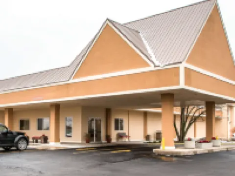 Quality Inn Morris I-80 Hotels in Morris