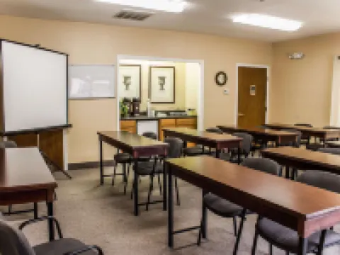 Quality Inn Kinston Hwy 70 Hotels in Kinston