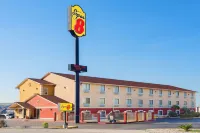 Super 8 by Wyndham San Antonio/I-35 North Hotels in Windcrest