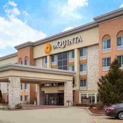 La Quinta Inn & Suites by Wyndham Effingham Hotel Exterior