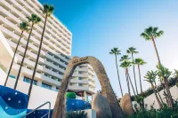 Iberostar Waves Bouganville Playa Hotels in Коста-Адехе