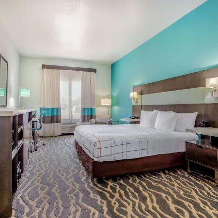 La Quinta Inn & Suites by Wyndham Northlake Fort Worth