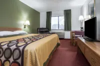 Super 8 by Wyndham Fond du Lac